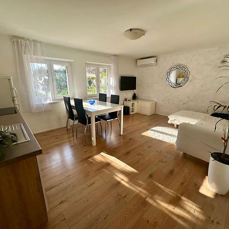 Apartments Roko Zadar Bagian luar foto