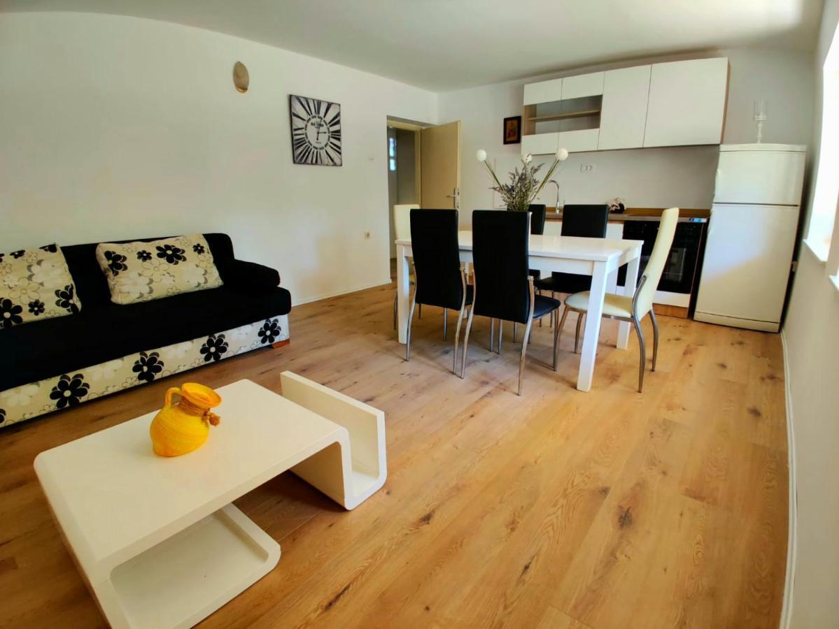 Apartments Roko Zadar Bagian luar foto